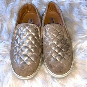 Steve Madden Women's Ecentrcq Shimmer Sneaker Size 7B